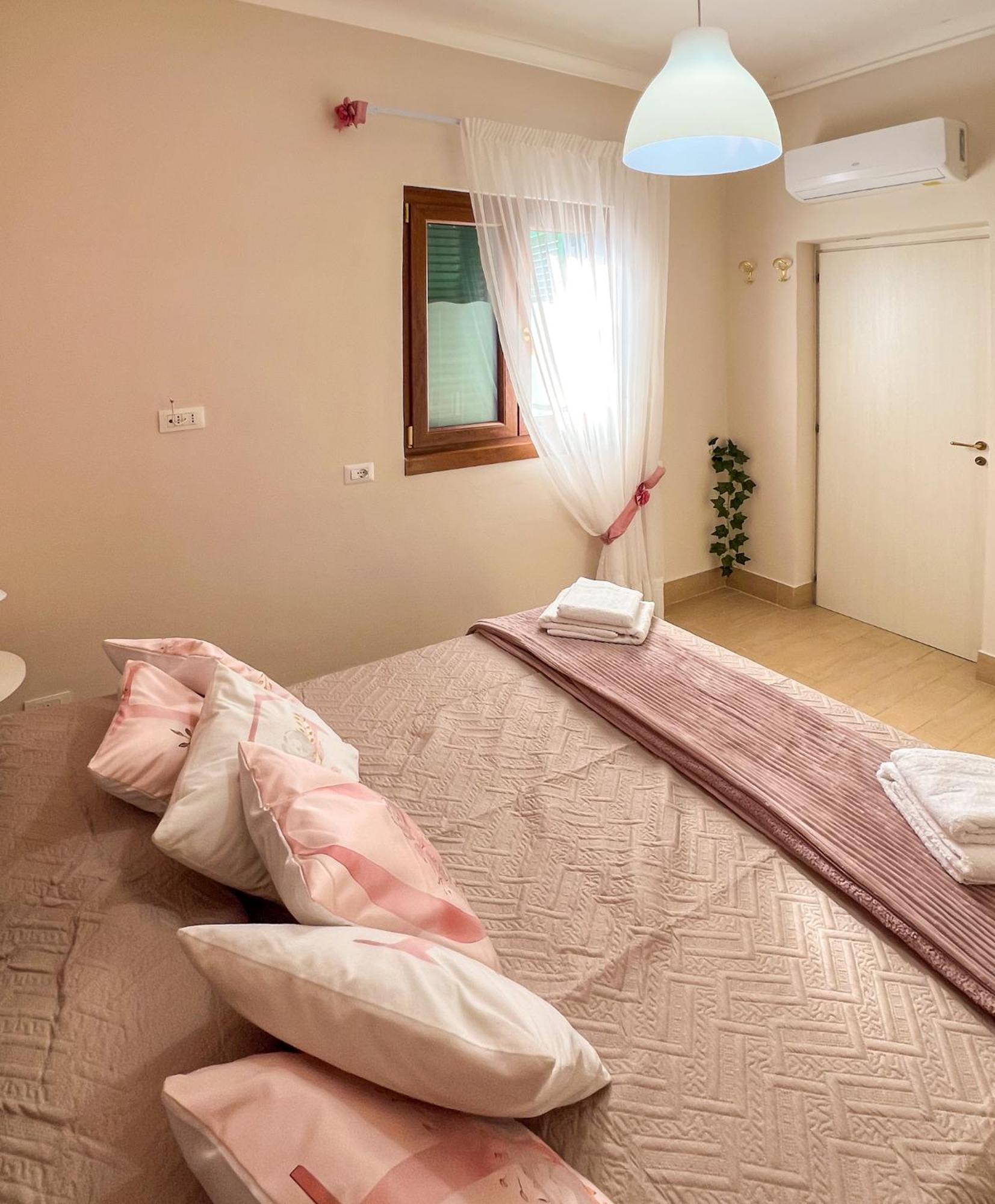Romantic Suite Napels Buitenkant foto